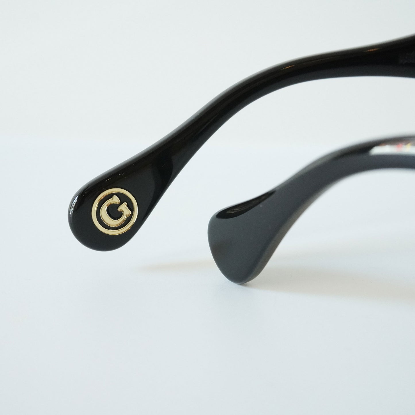 AR GOLD 46□22 (BLACK)