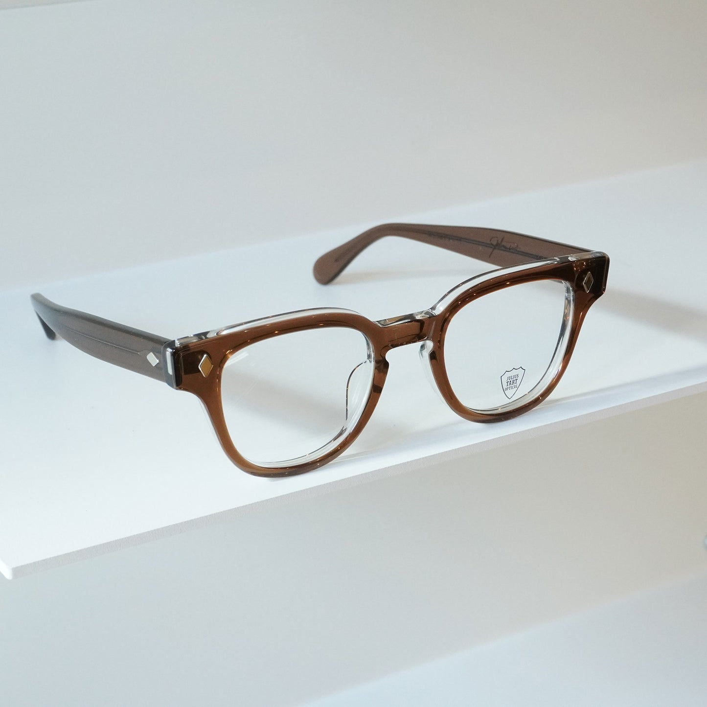 BRYAN 46 (BROWN CRYSTAL 2)