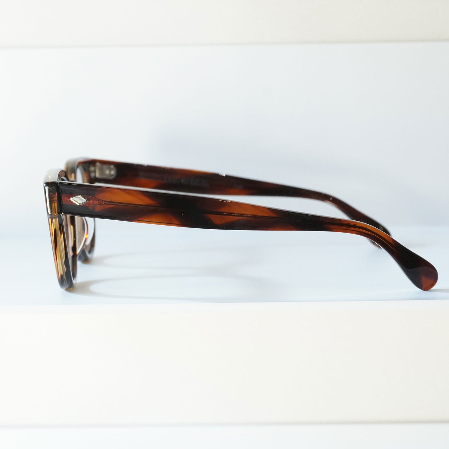 BRYAN 46 (Demi Amber)