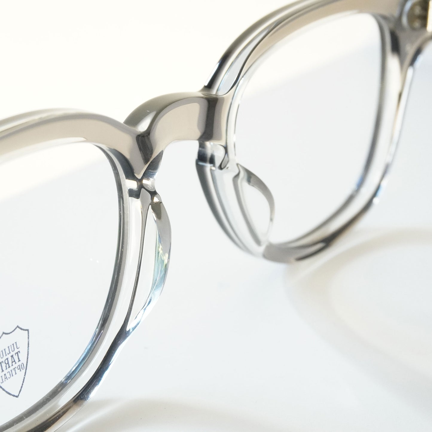 BRYAN 46 (GREY CRYSTAL 2)