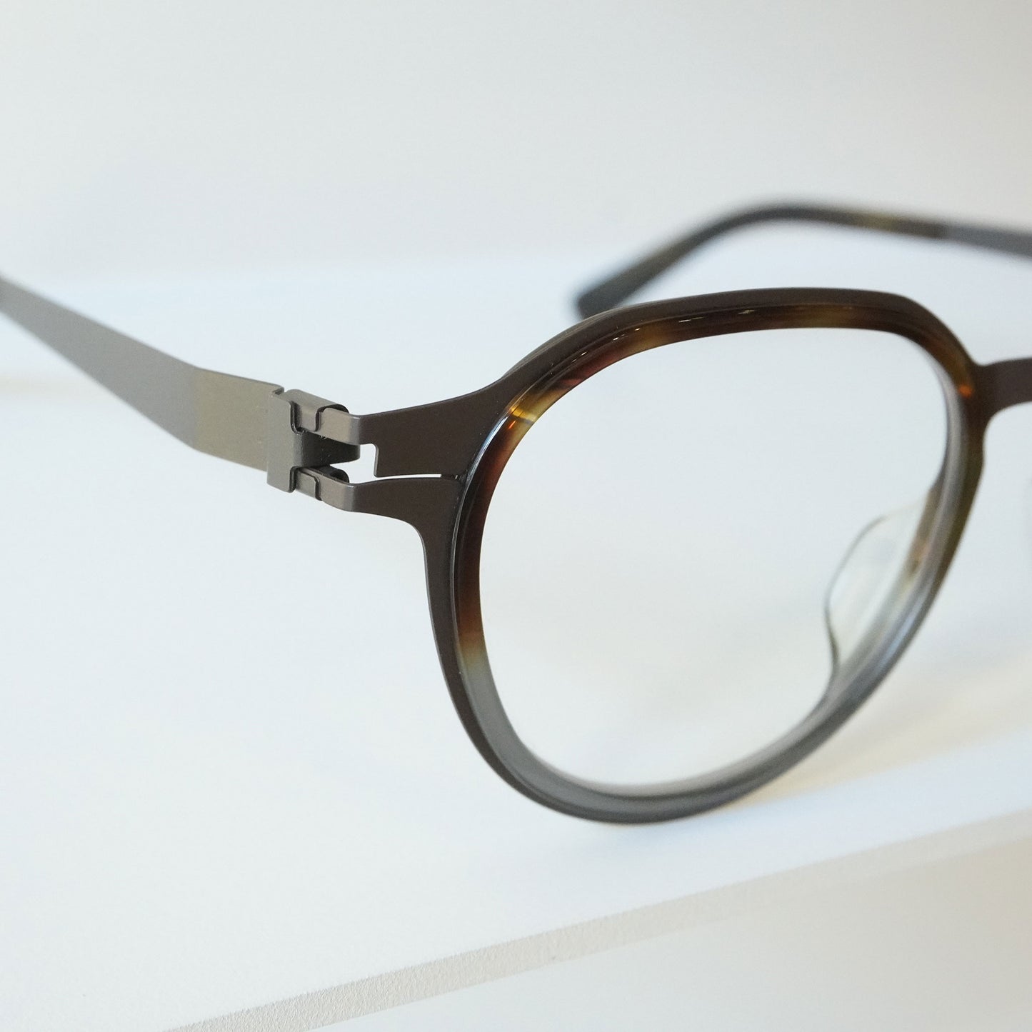 CAVEN (Dark Brown/Santiago Gradient)