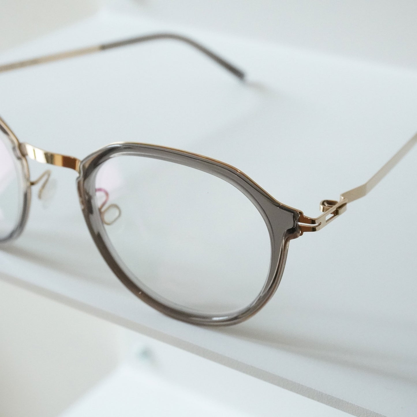 HALVAR (Champagne Gold/Clear Ash)