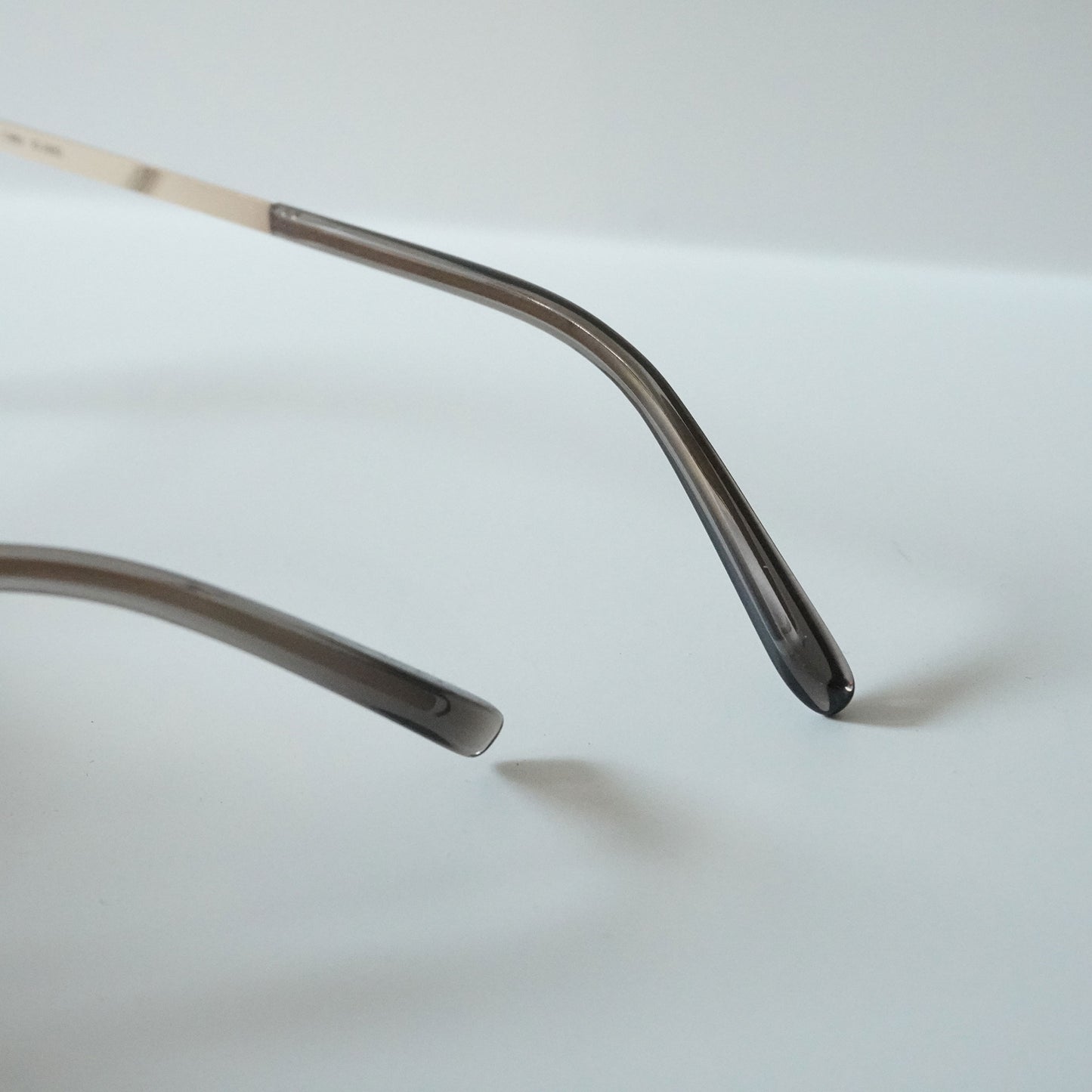 HALVAR (Champagne Gold/Clear Ash)