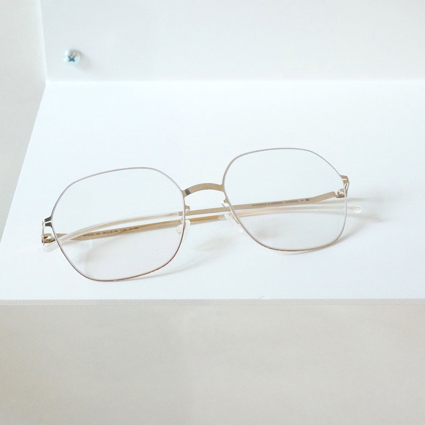 ISE (Champagne Gold)