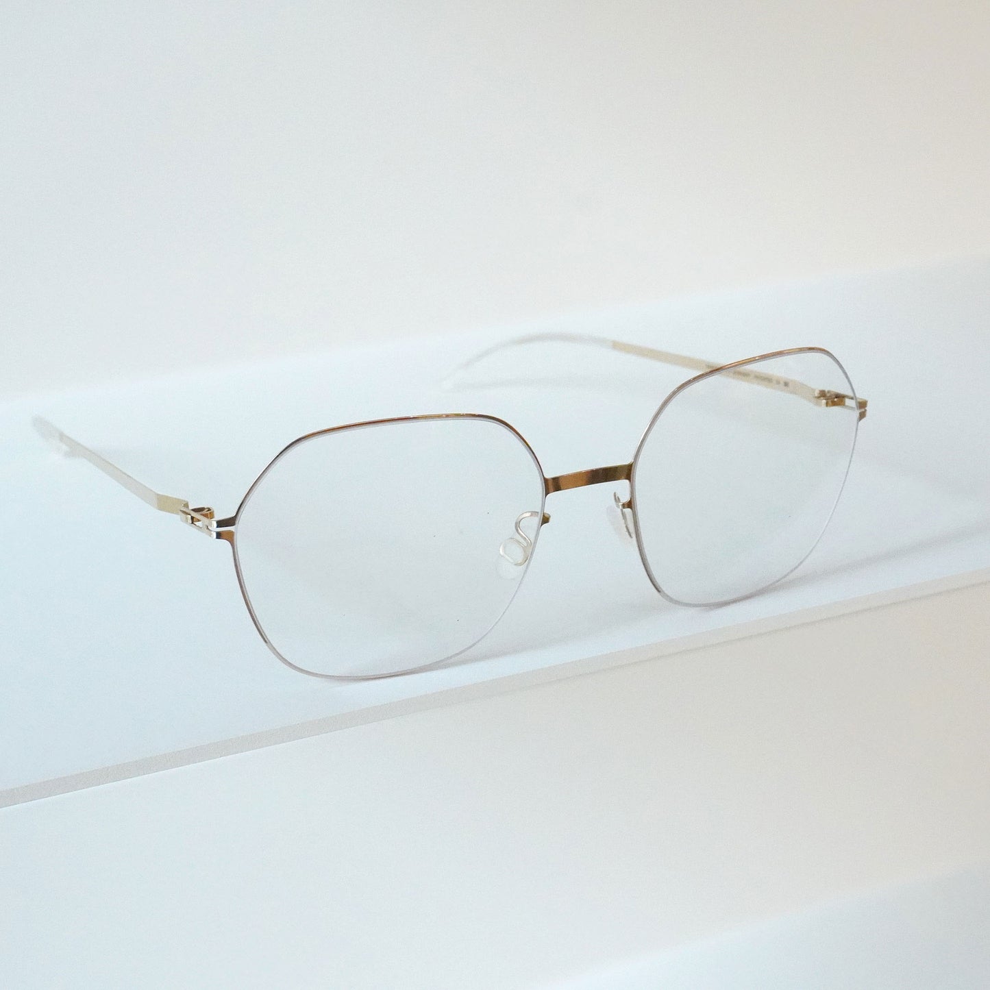 ISE (Champagne Gold)