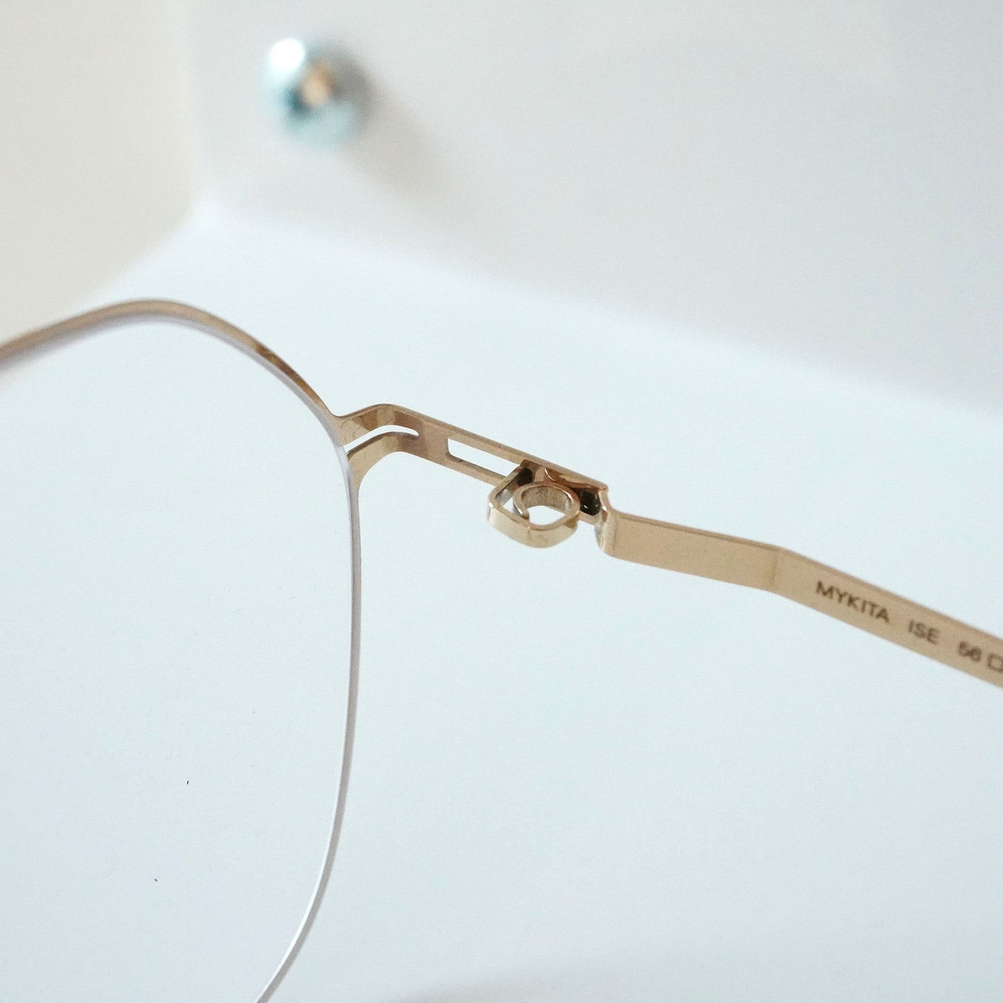 ISE (Champagne Gold)