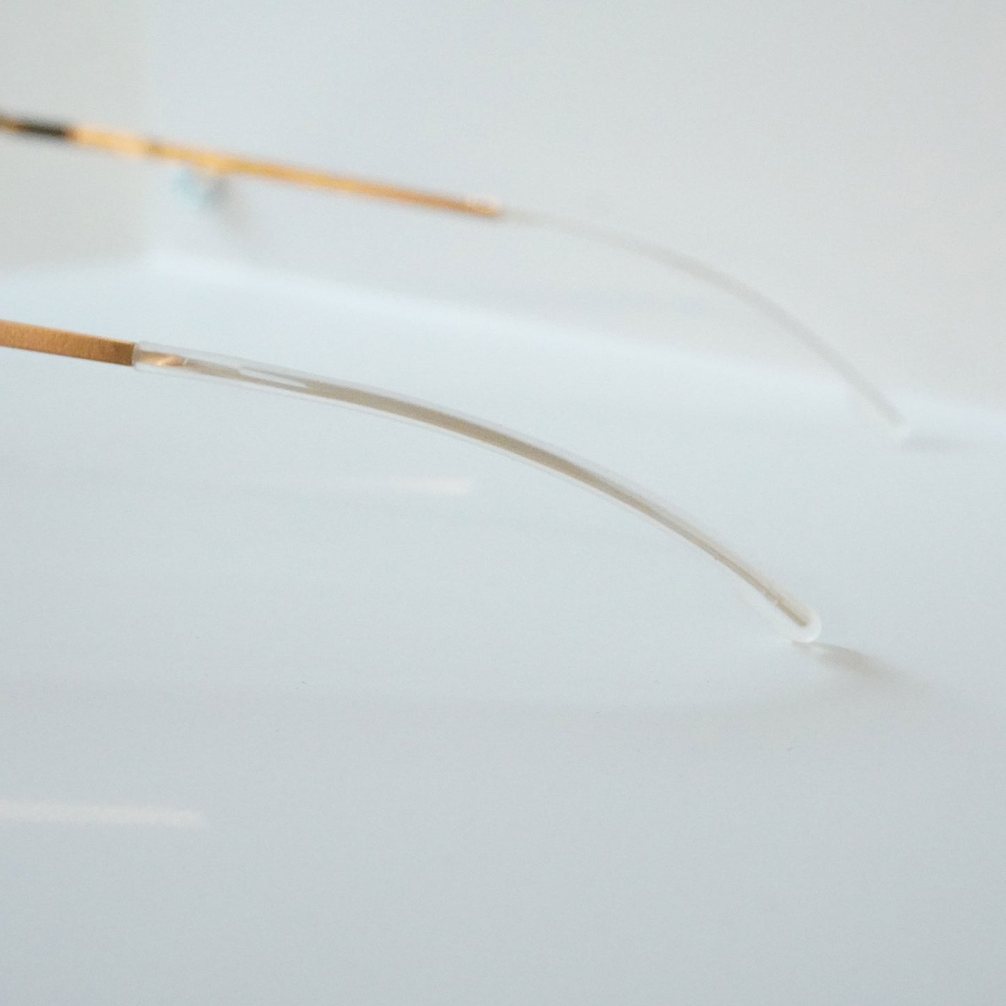 ISE (Champagne Gold)