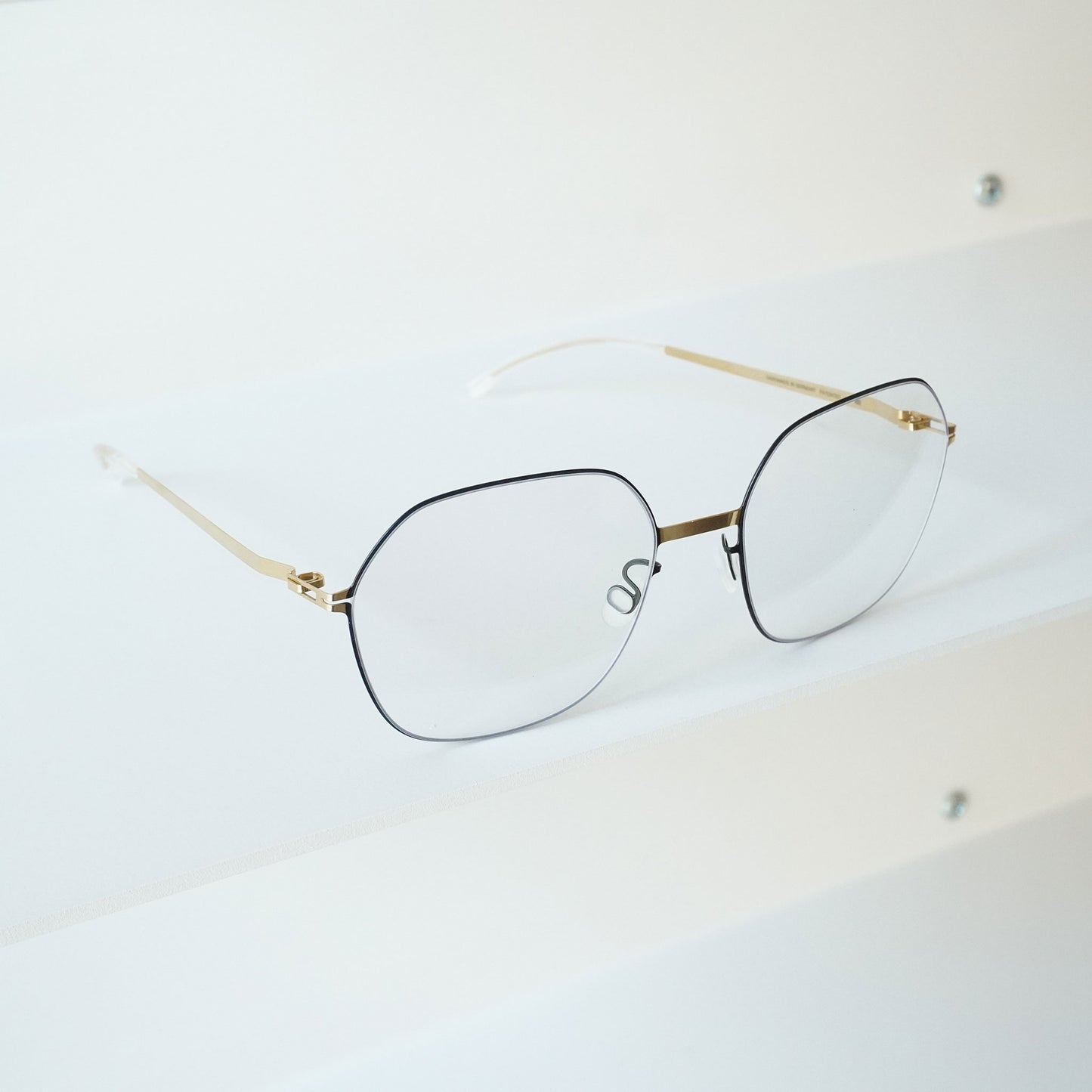 ISE (GOLD/JET BLACK)