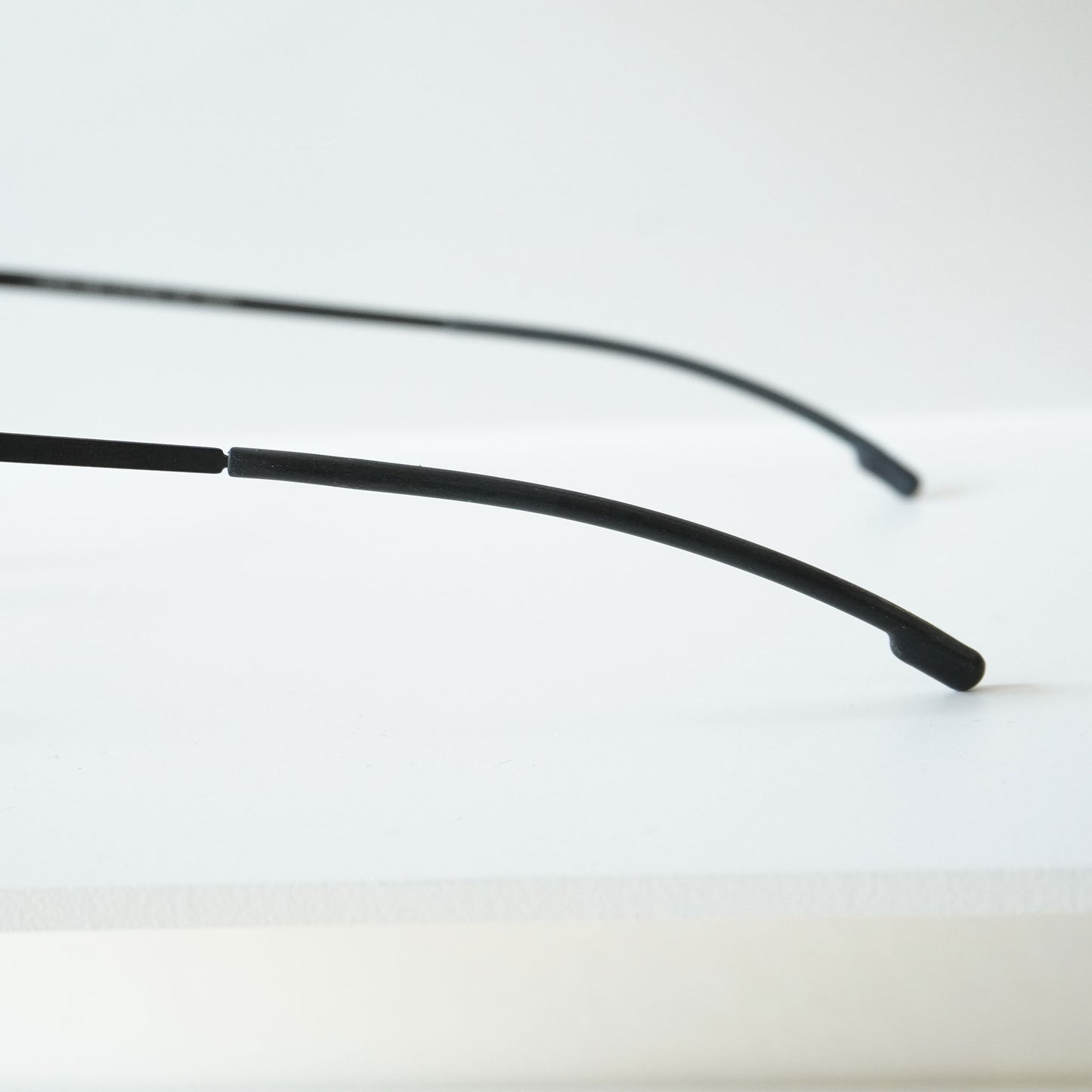 NIKEN (Black)