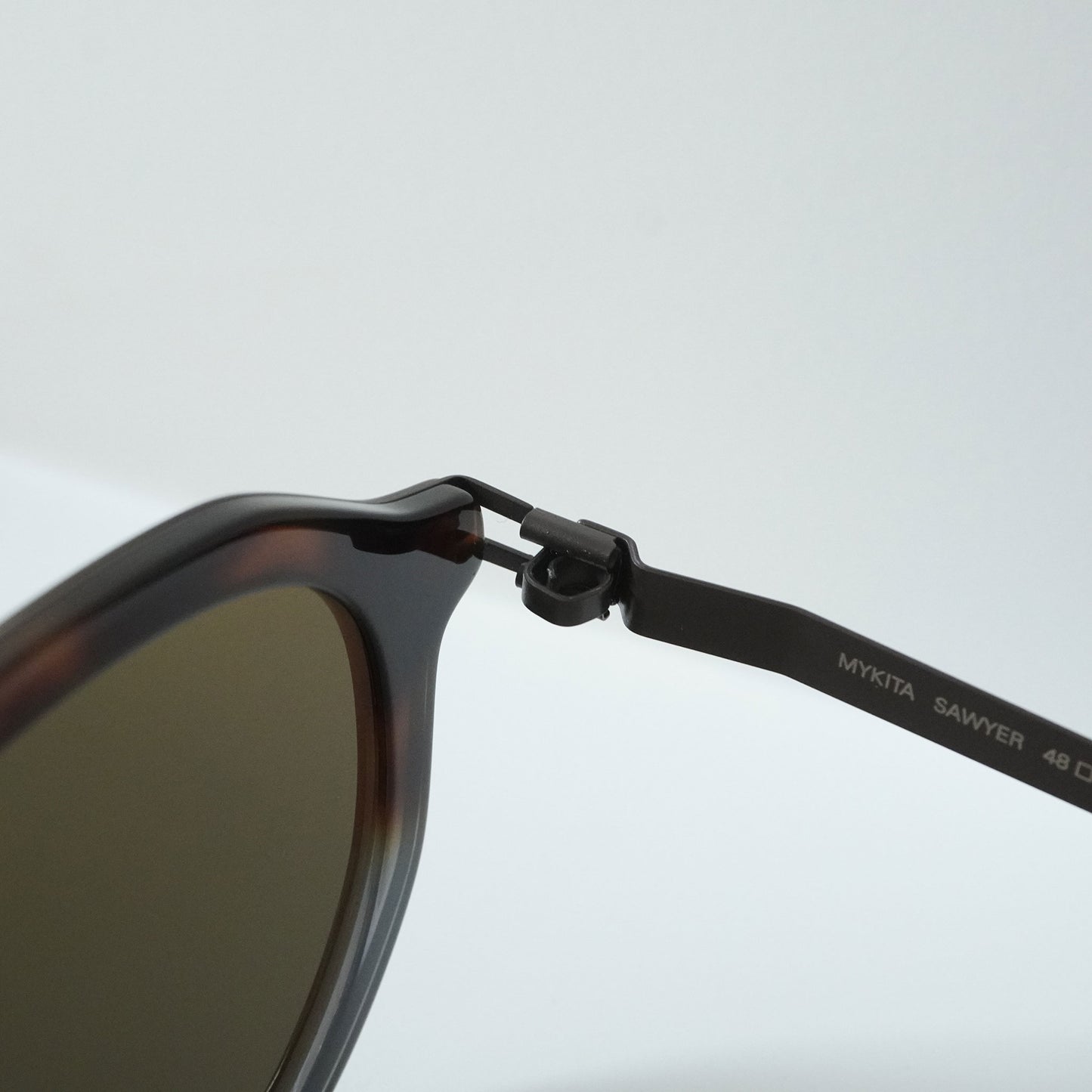 SAWYER (DARK BROWN/SANTIAGO GRADIENT RAWGREEN SOLID)