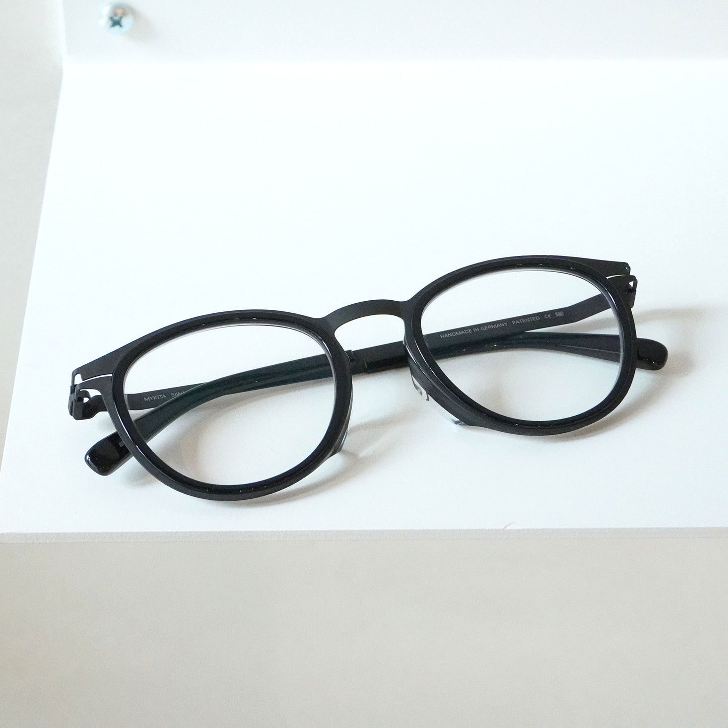 SIWA (Black/Black)