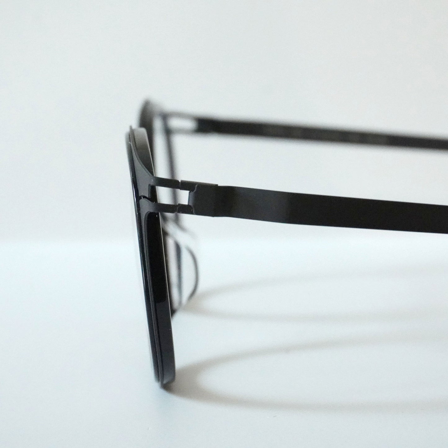 SIWA (Black/Black)