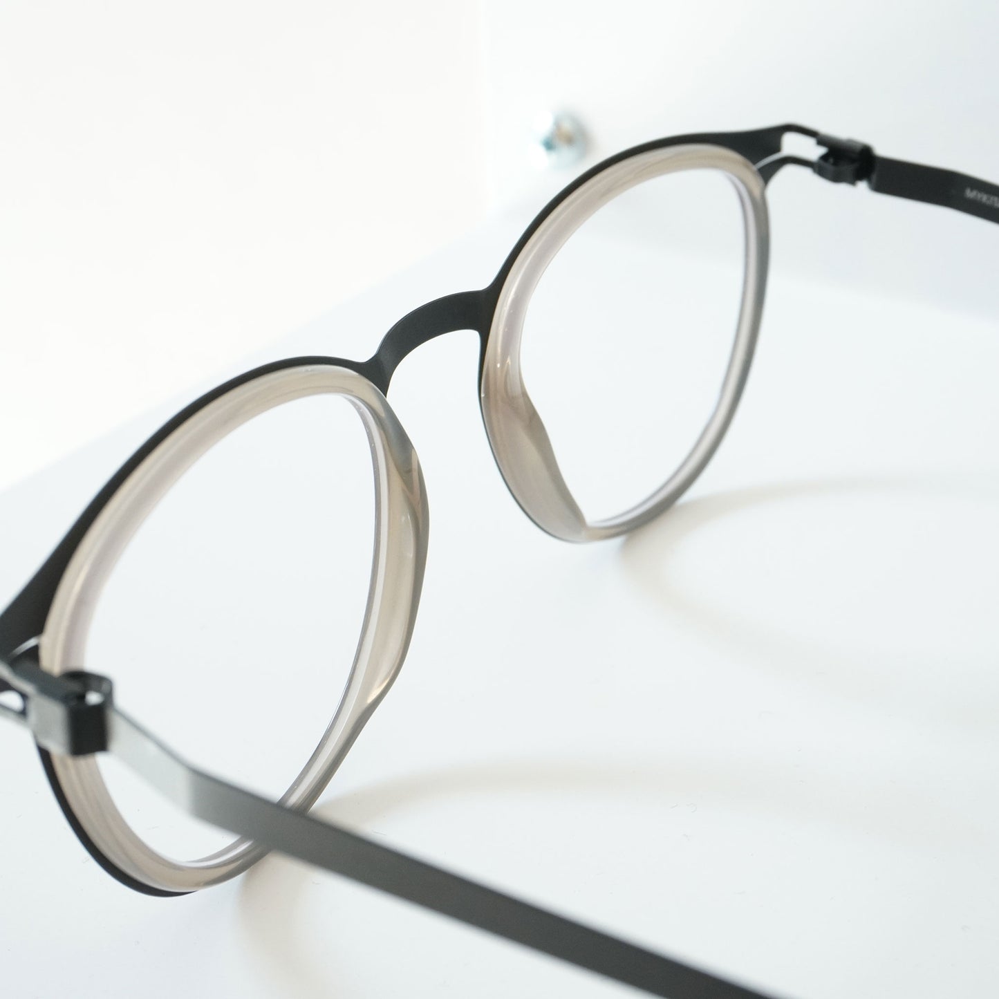 SIWA (Black/Taupe)