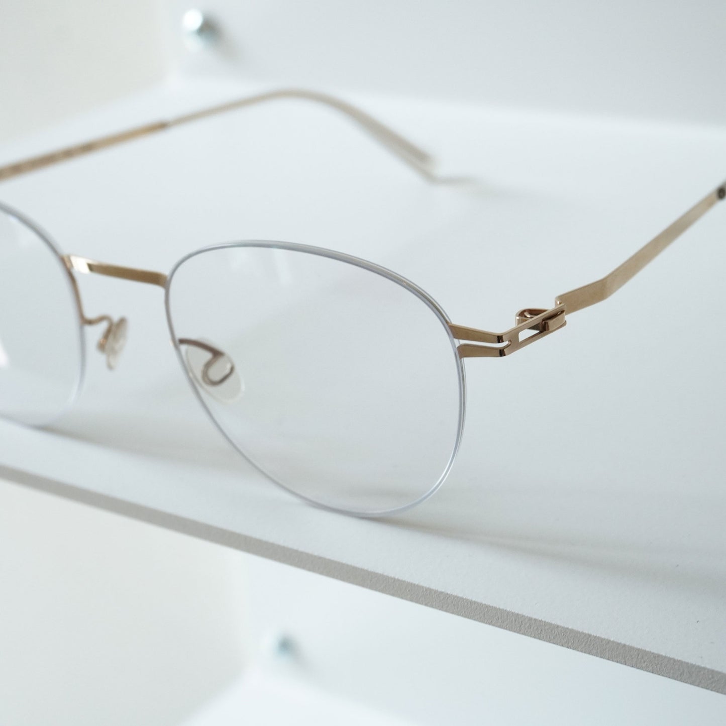 TARO (Silver/Champagne Gold)
