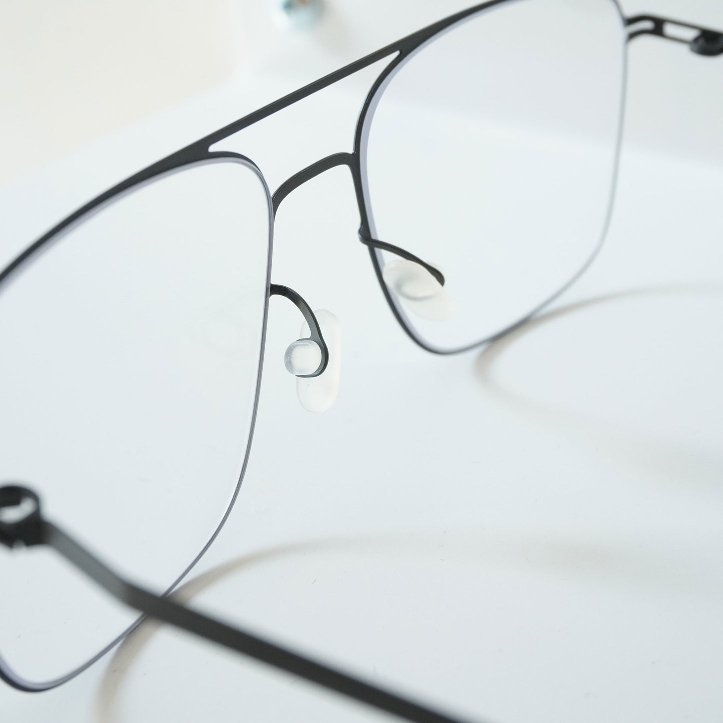 TOBI (Black)