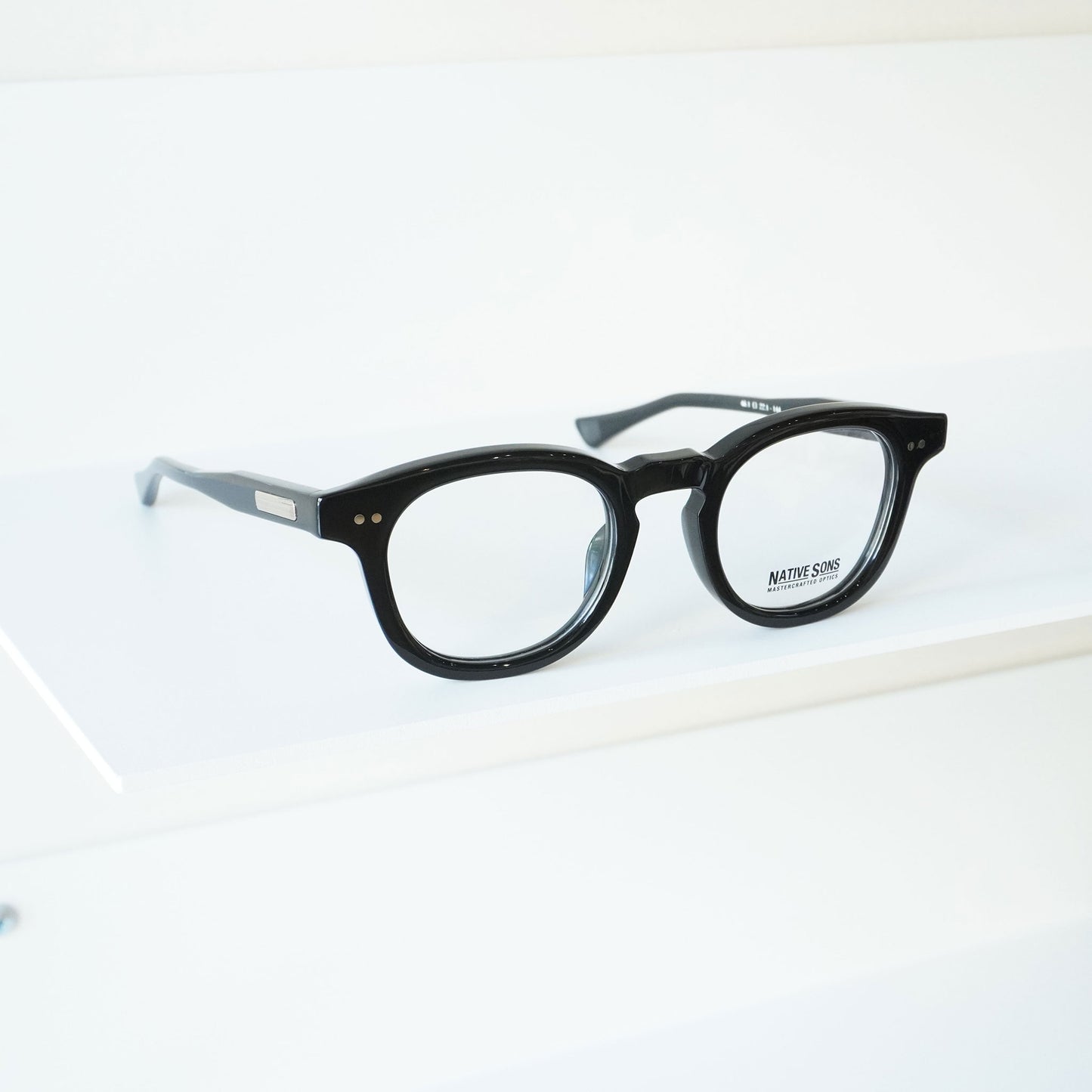 CARVER (Black)