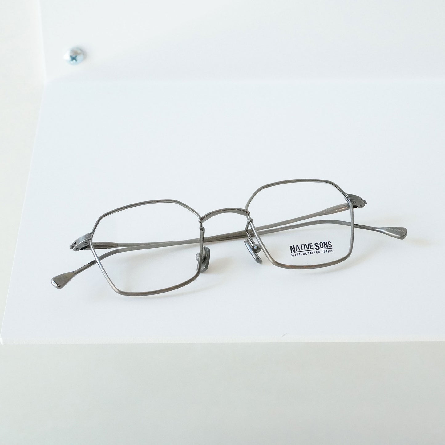 CHINO (Antique Silver)