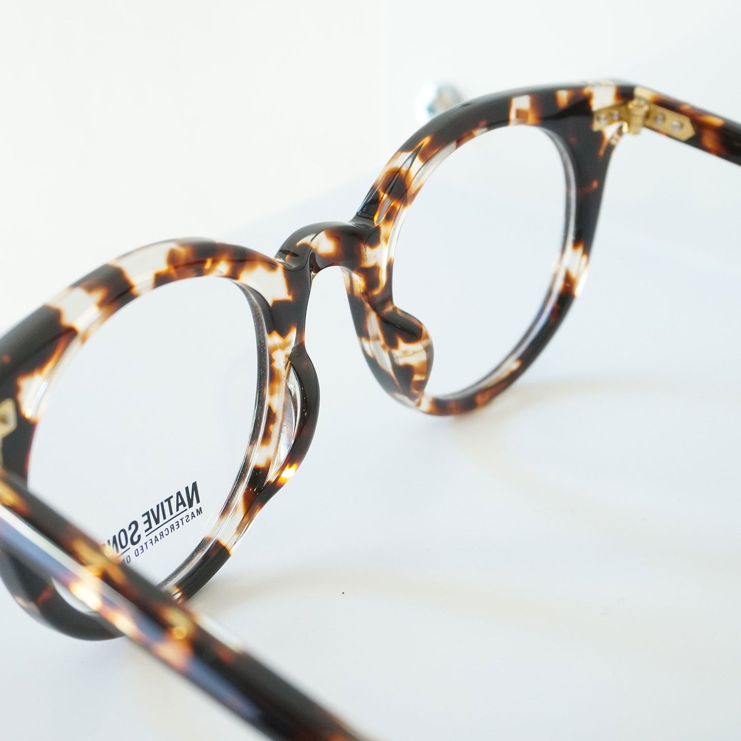 CLAYTON 45 (Honey Tortoise)