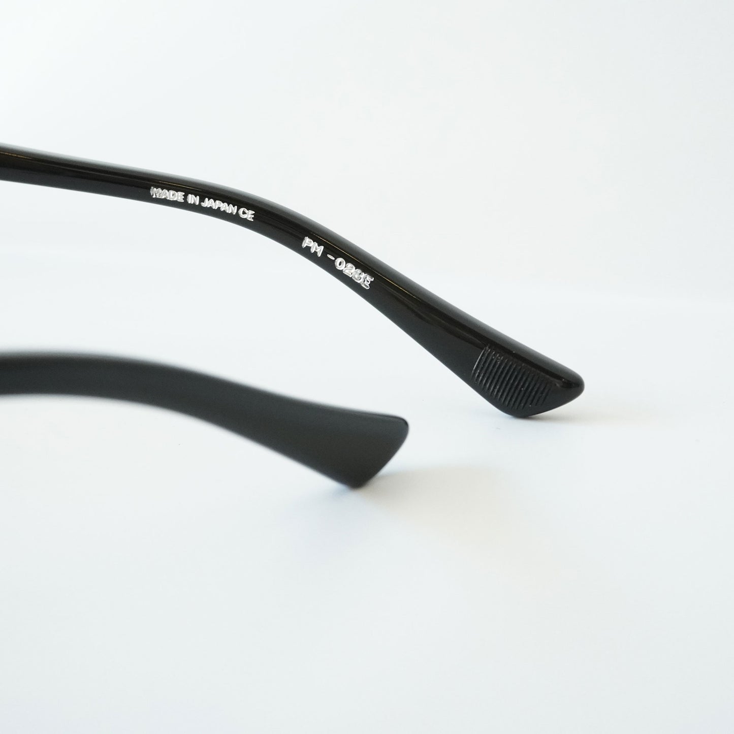 CLAYTON CMB (BLACK)