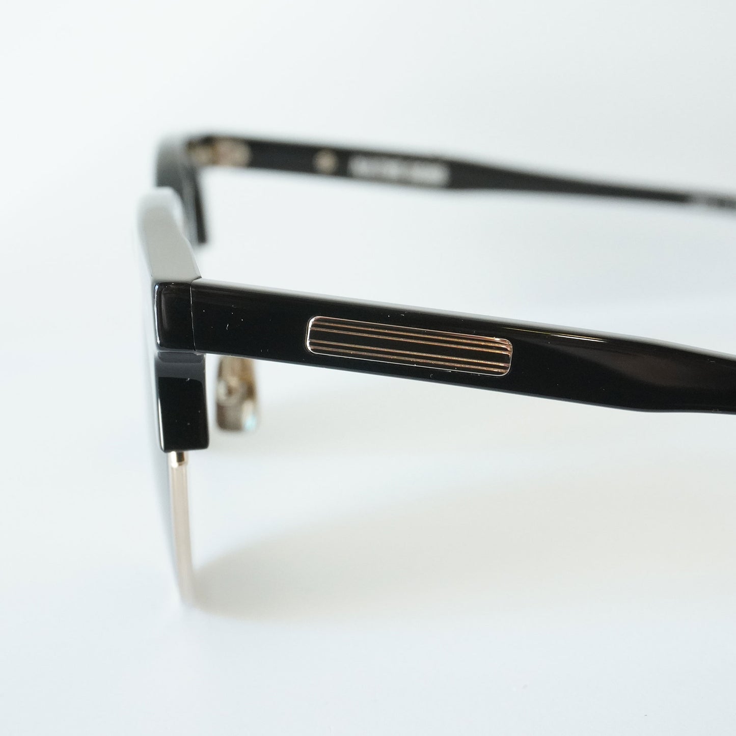 CLAYTON CMB (BLACK)