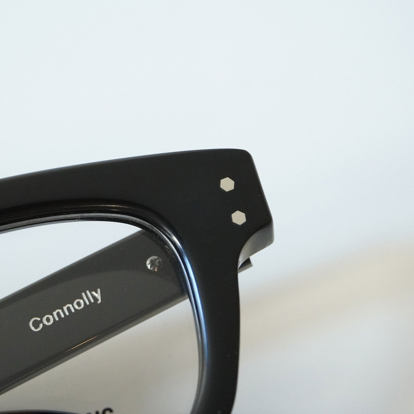 CONNOLLY (Black)