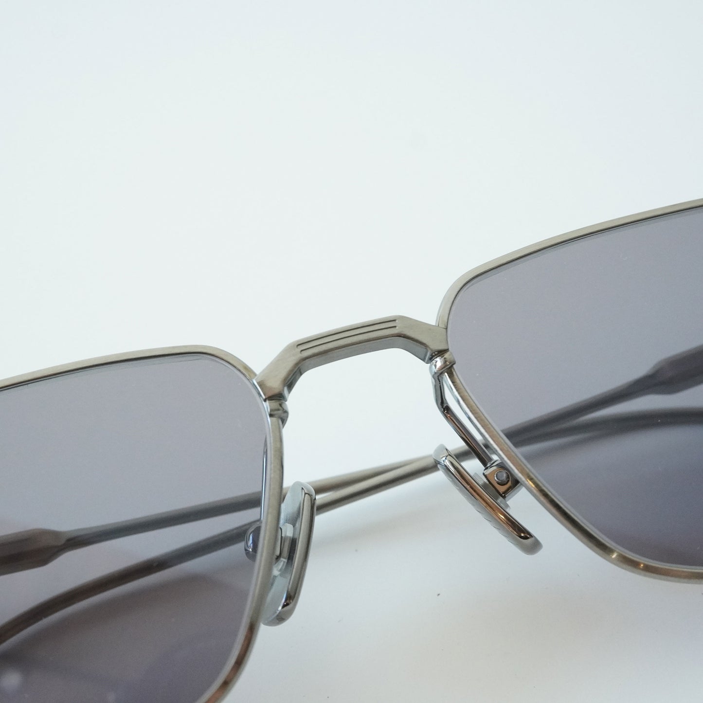 KEPLER (ANTIQUE SILVER)