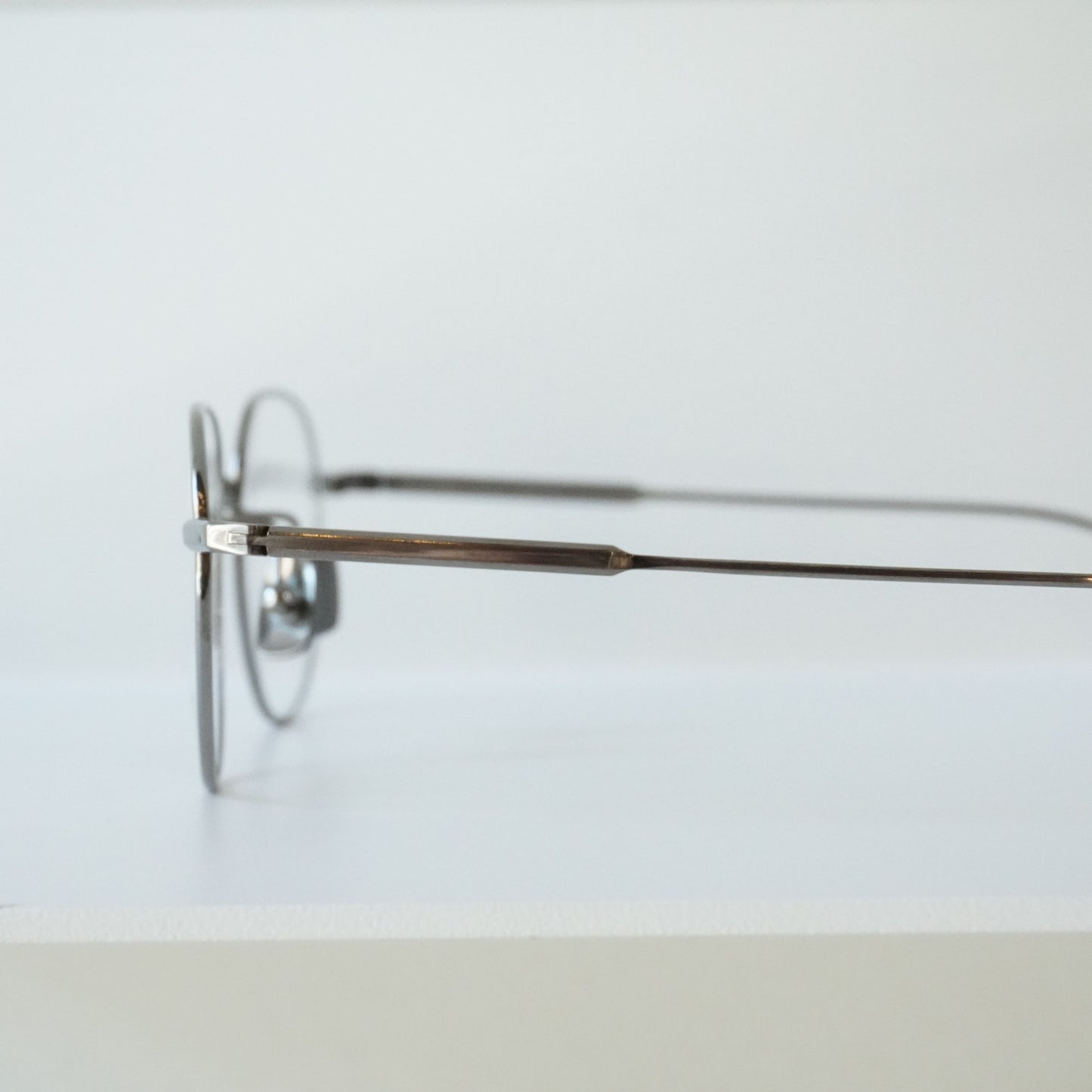 ROYSTON (Antique Silver)