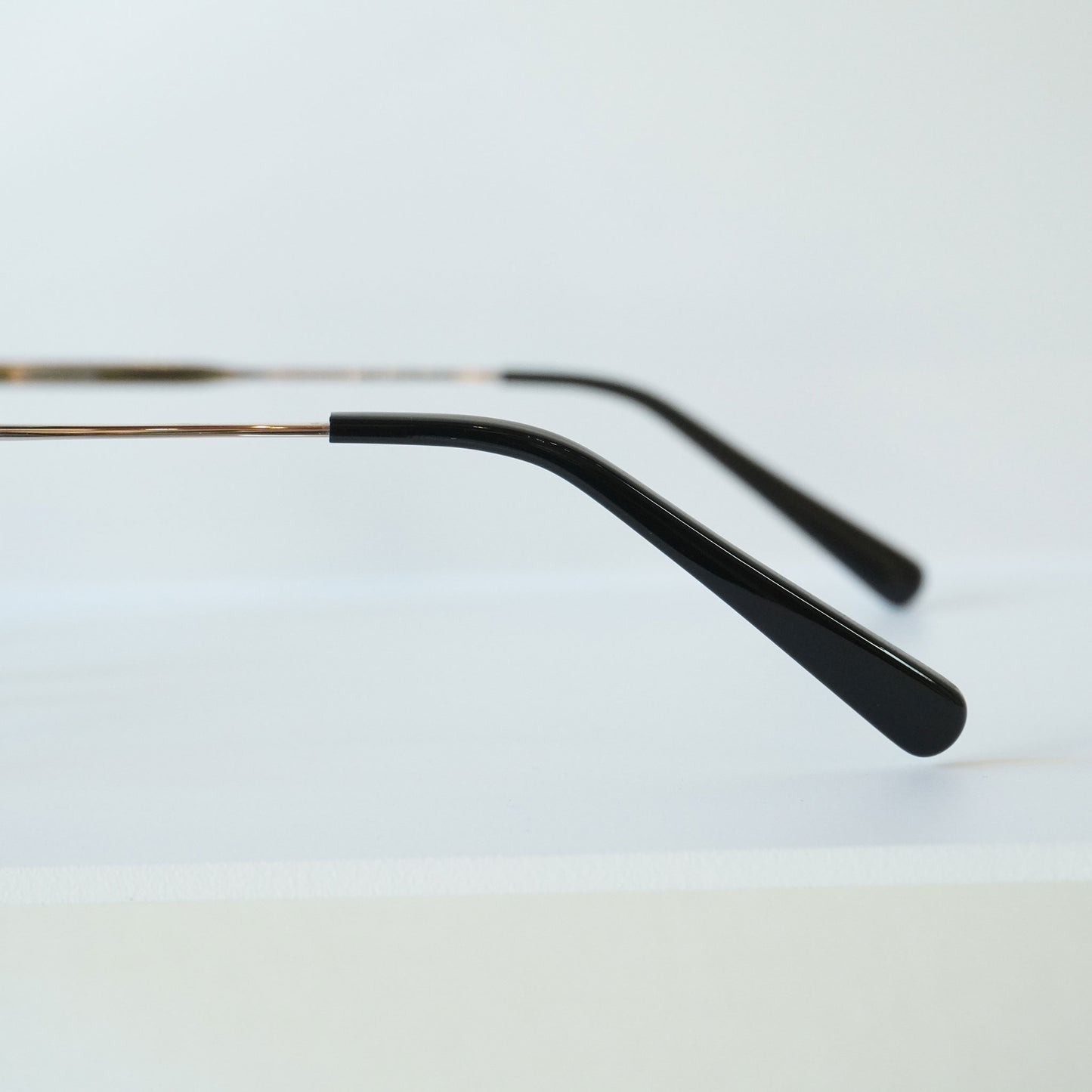SPUTNIK (BLACK)