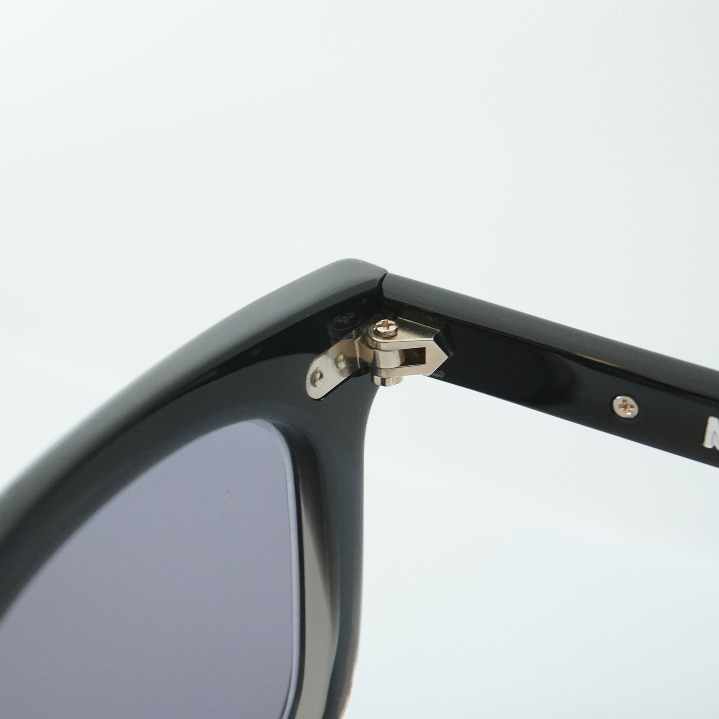 STILLMAN (BLACK FADE)