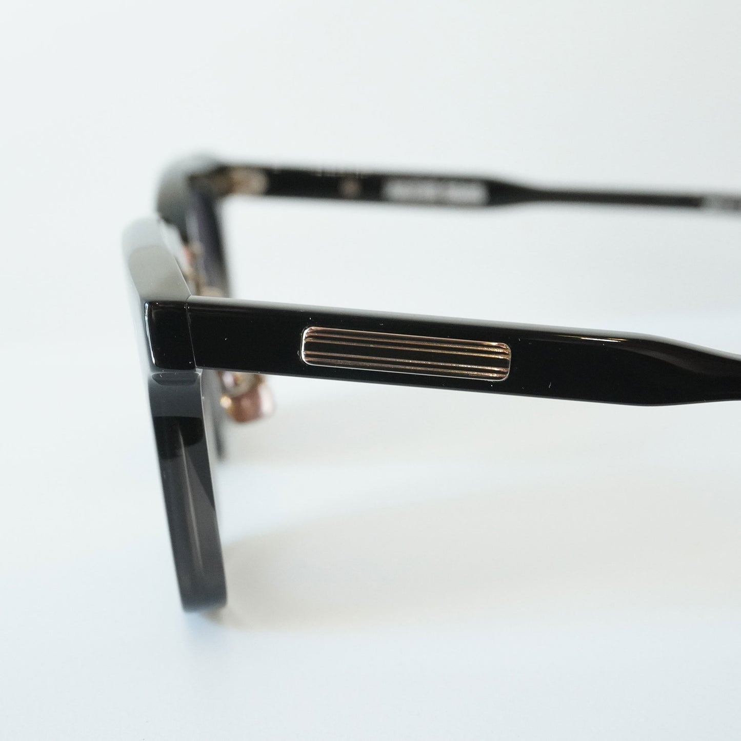 STILLMAN (BLACK FADE)
