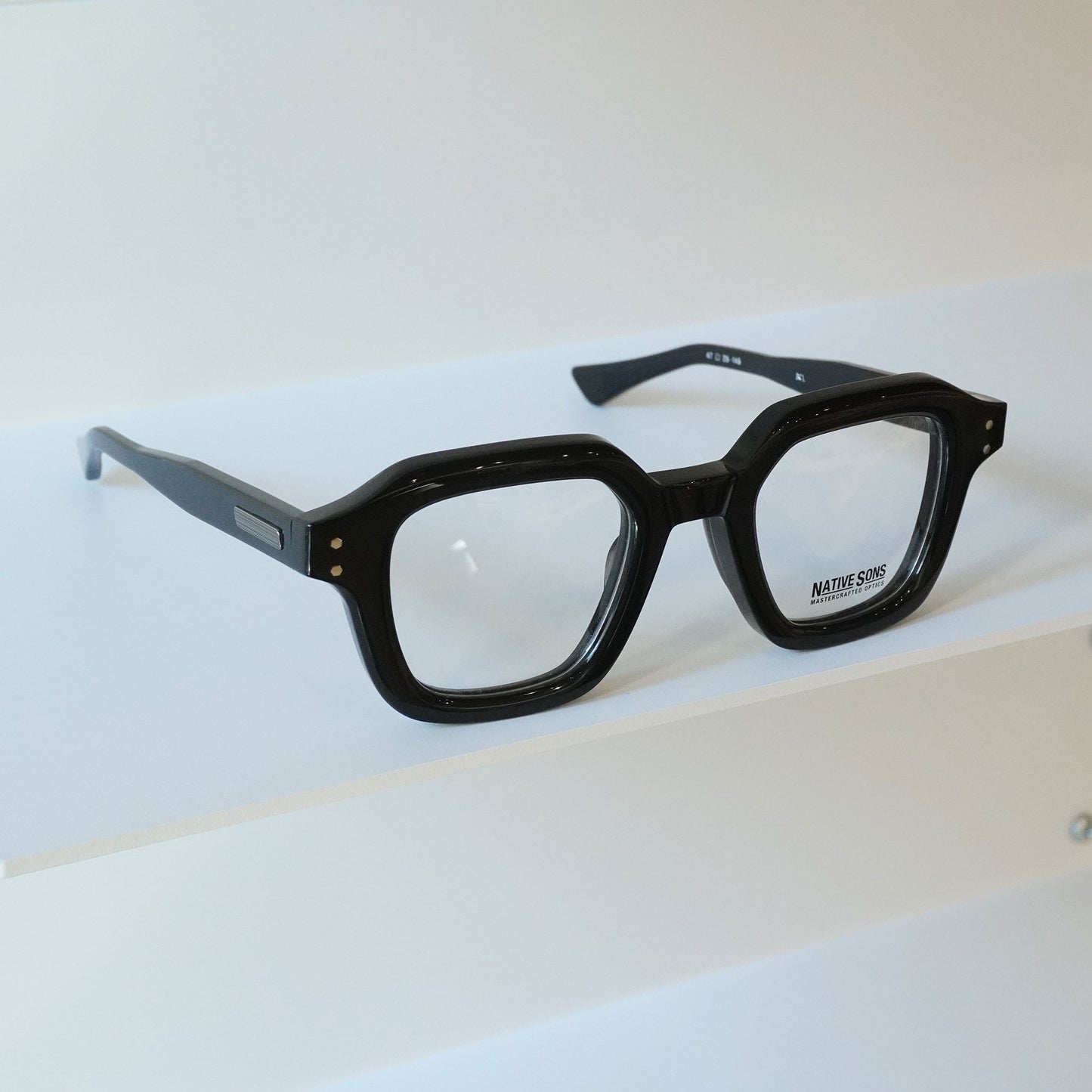 TRINITY (BLACK)