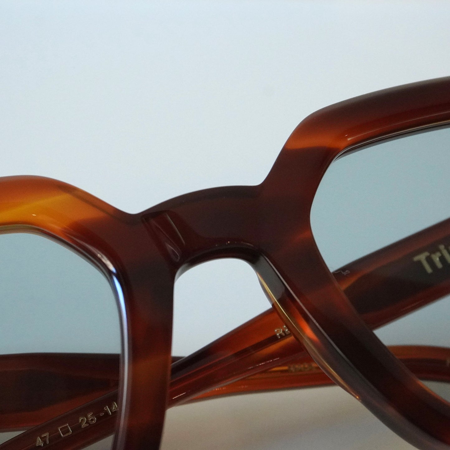 TRINITY (RED EARTH)