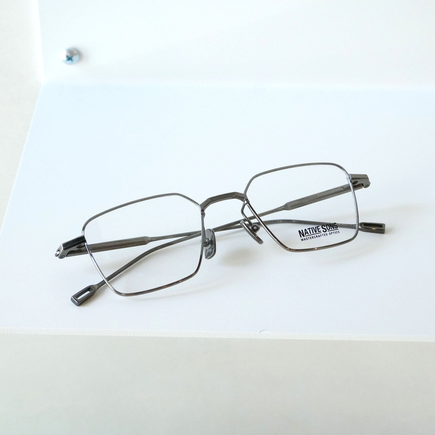 YEAGER (Antique Silver)