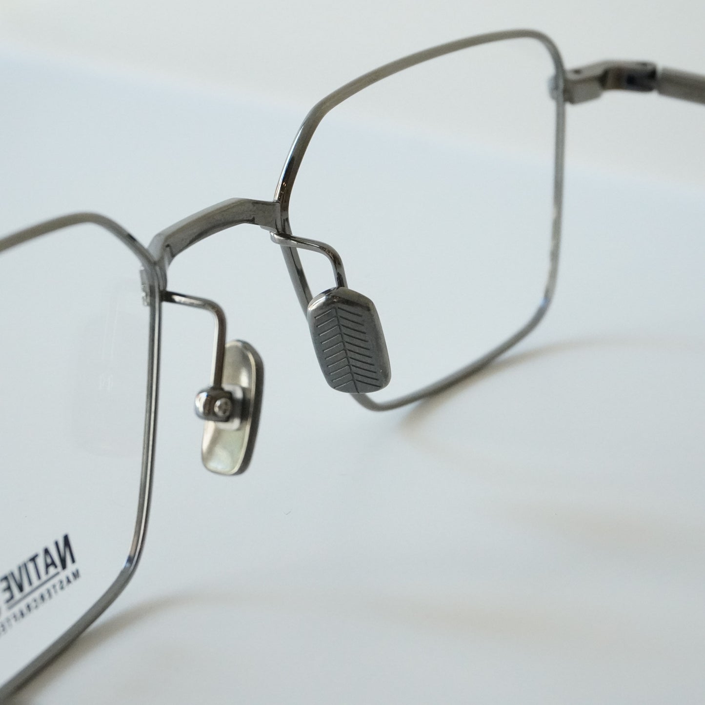YEAGER (Antique Silver)