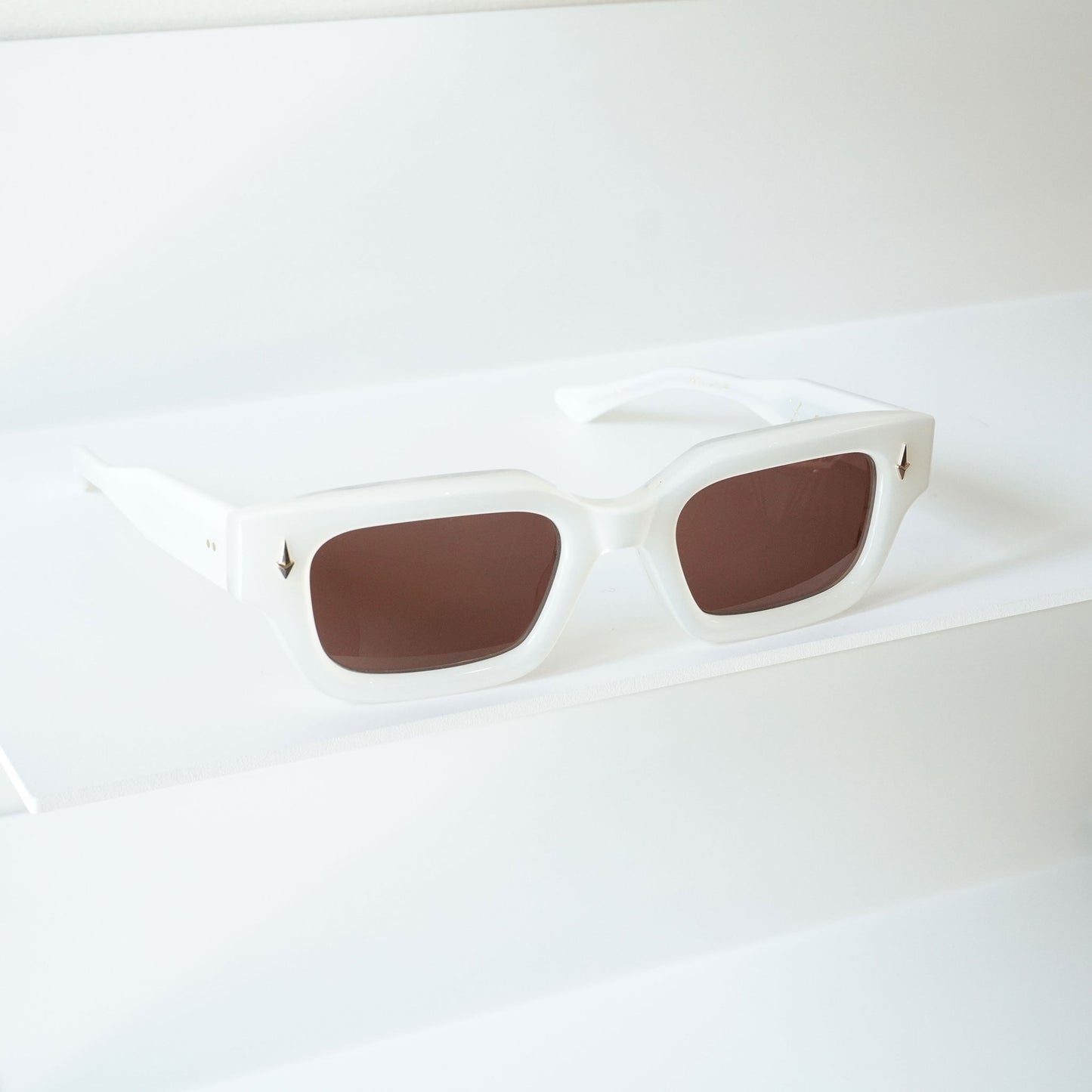 GEVAUDAN (Pearl White)