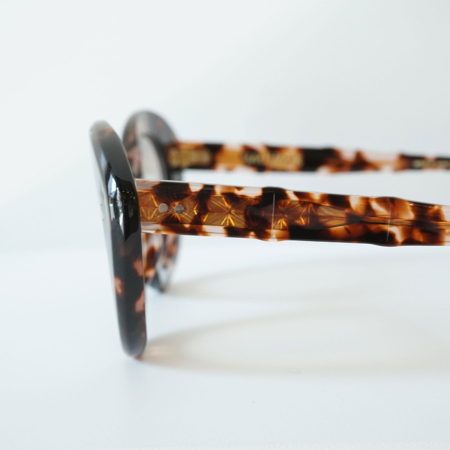 LIBERTINE (DUSTY TORTOISE)