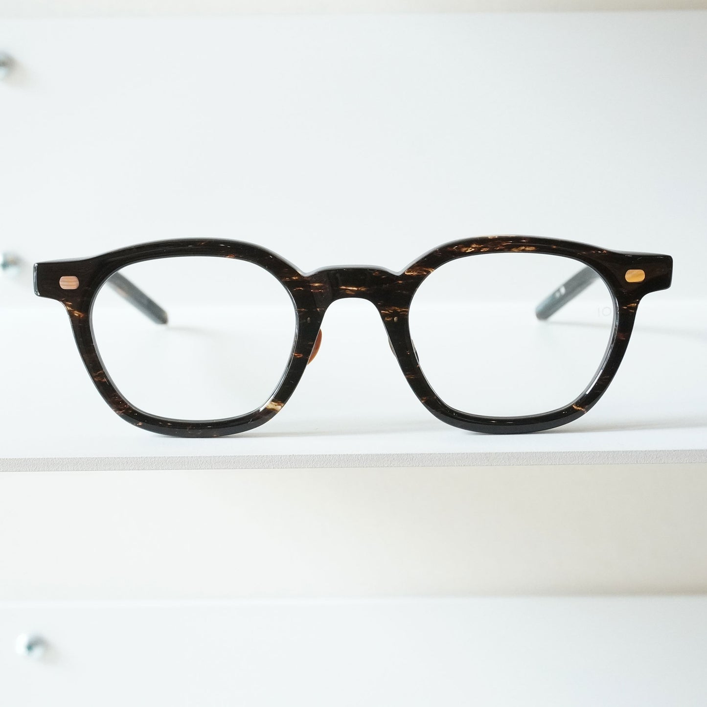 NO.2 Ⅲ (1046S - DARK BROWN LEAF)