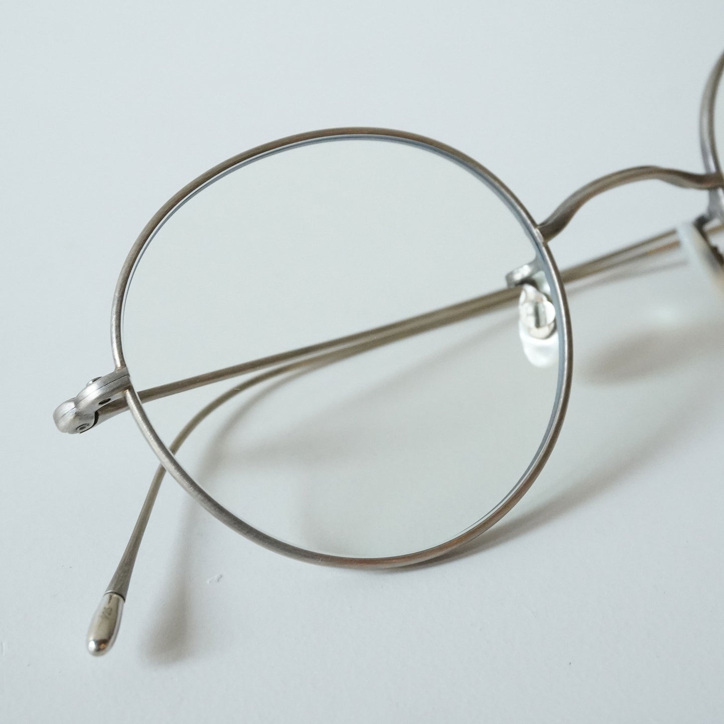 NO.5 A 46 (21S - SILVER SMOKED)
