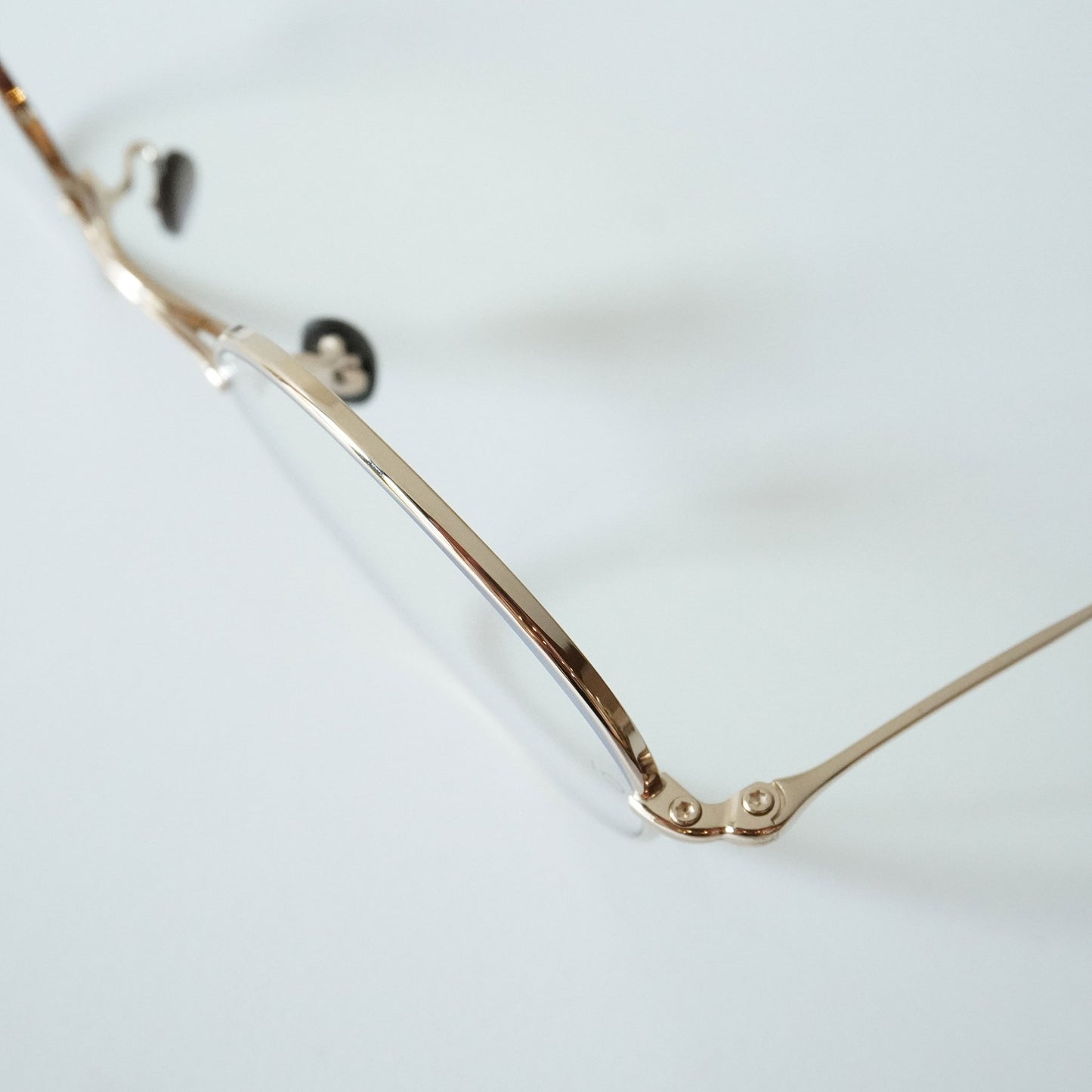 NO.5 A 46 (2S - WHITE GOLD)