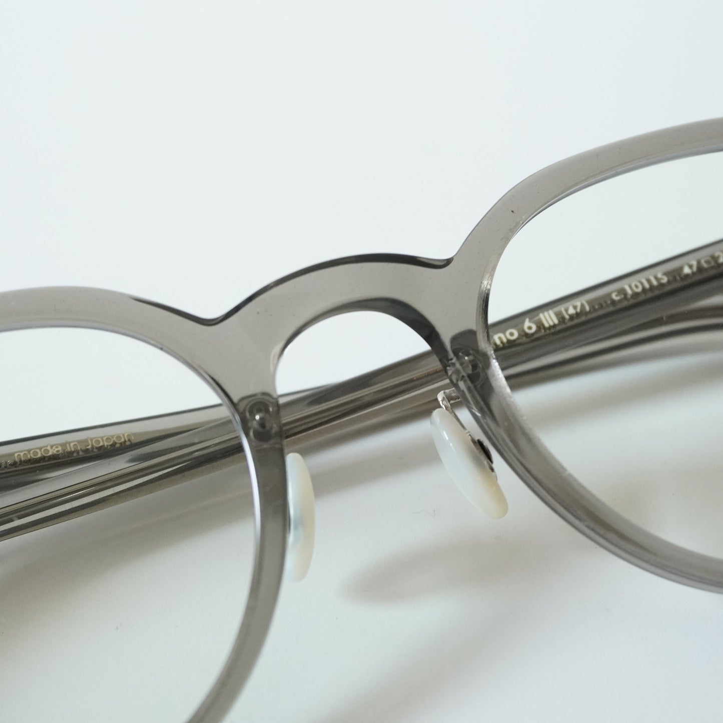 NO.6 Ⅲ (1011S - CHACOAL GRAY)