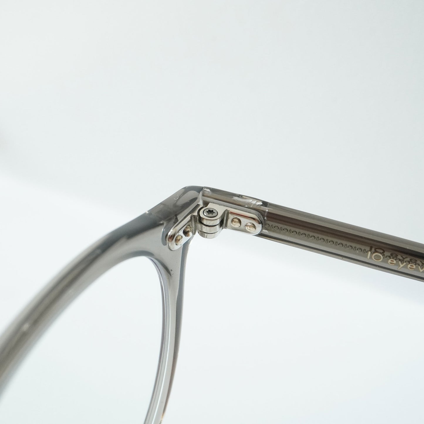 NO.6 Ⅲ (1011S - CHACOAL GRAY)