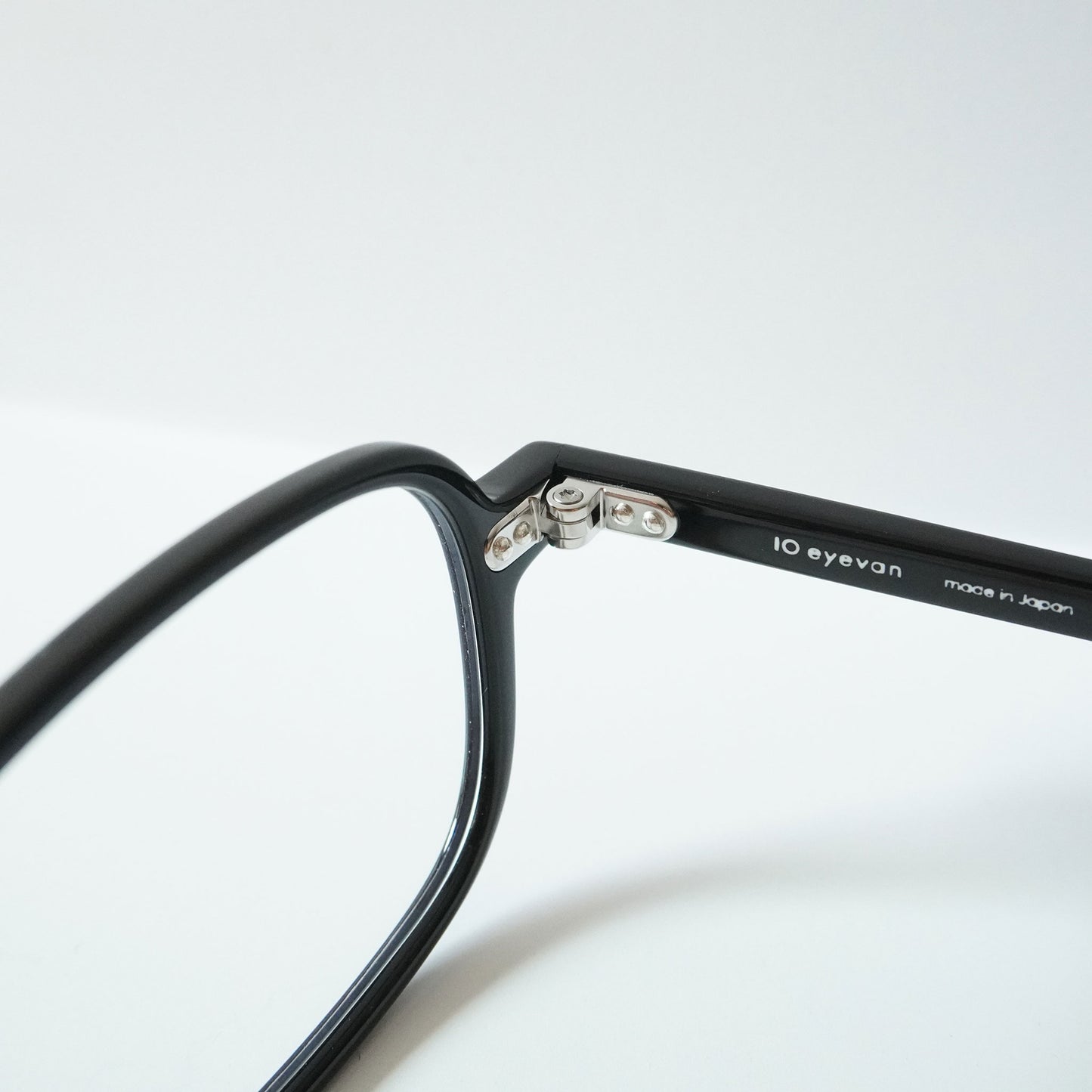 NO.8 Ⅲ (1002S - BLACK)