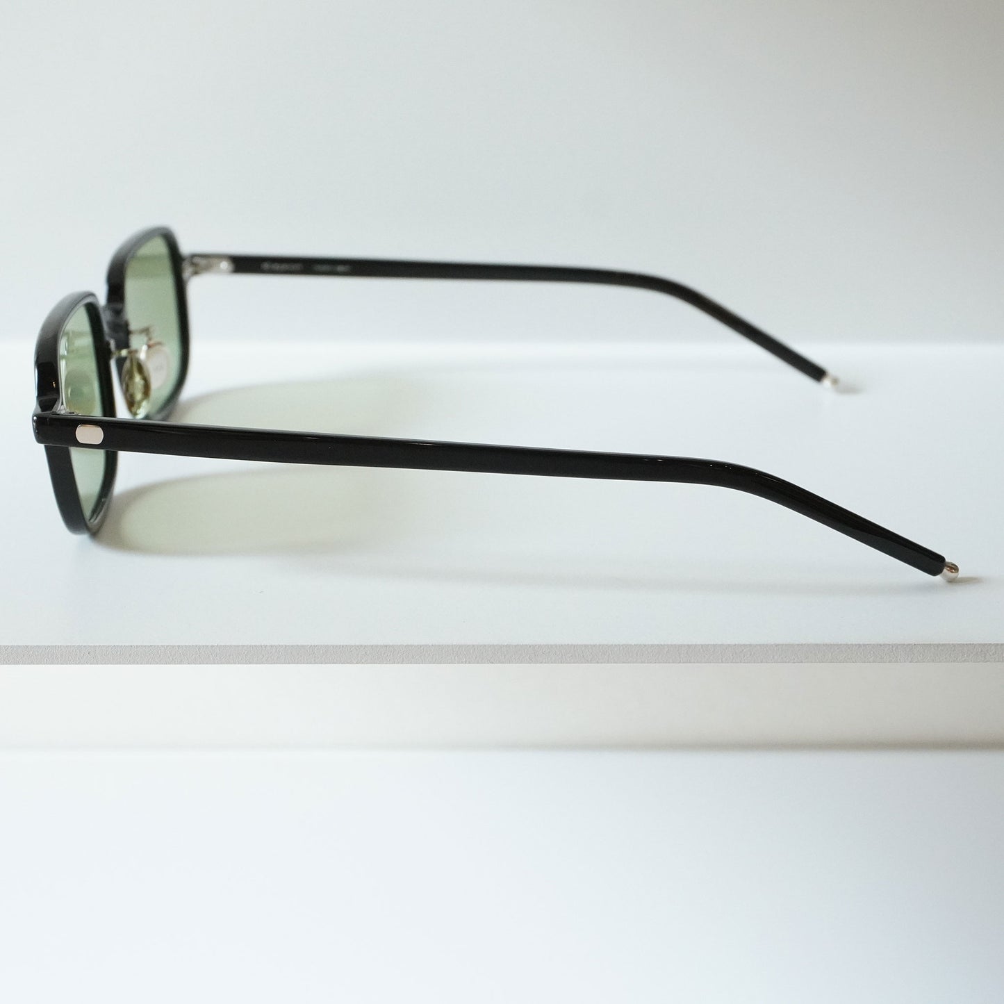 NO.8 Ⅲ (1002S - BLACK)