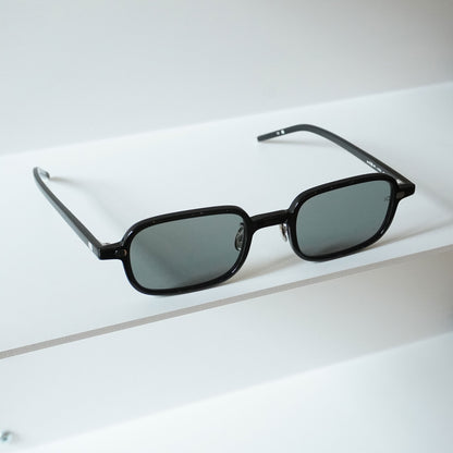 NO.8 Ⅲ (1002S - BLACK)