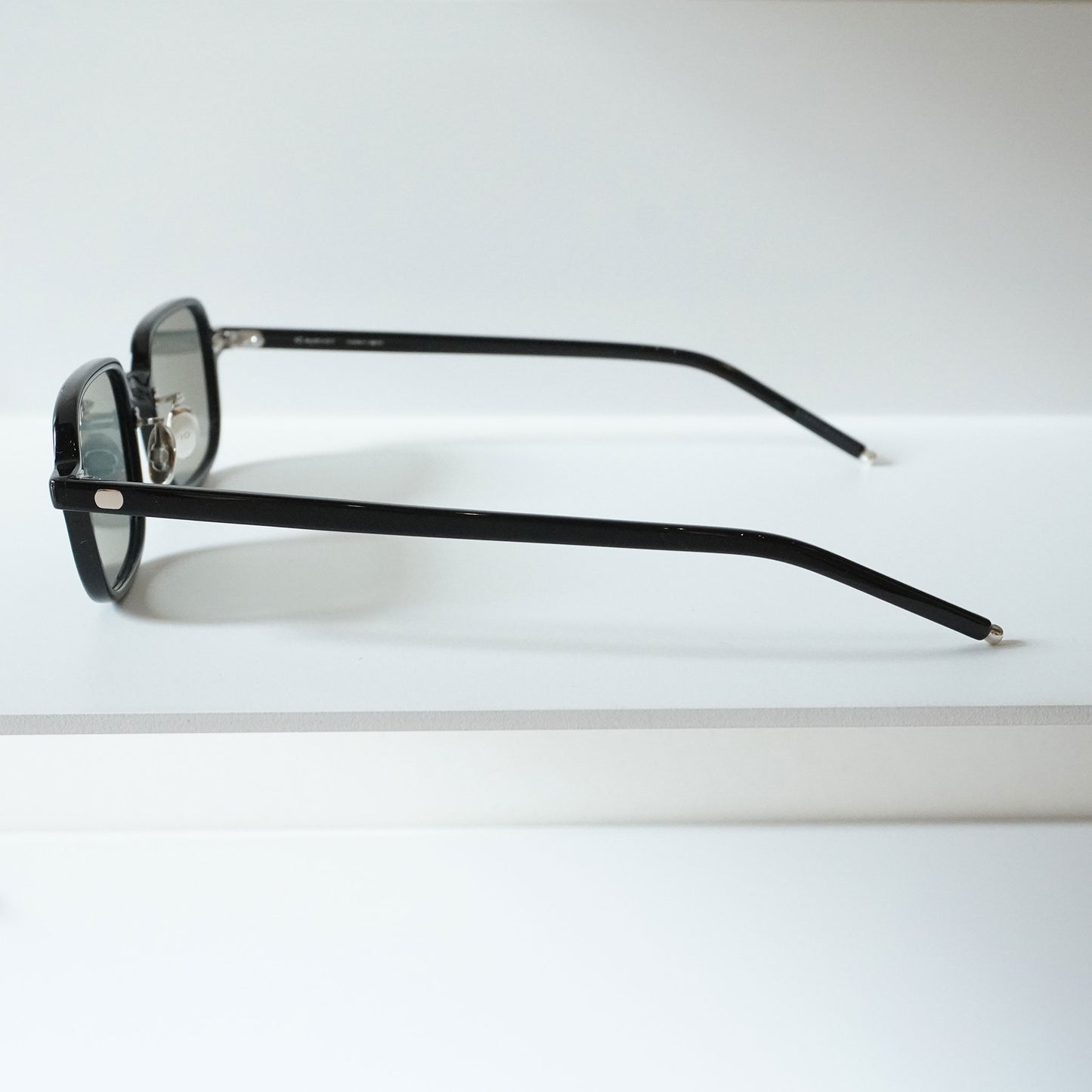 NO.8 Ⅲ (1002S - BLACK)