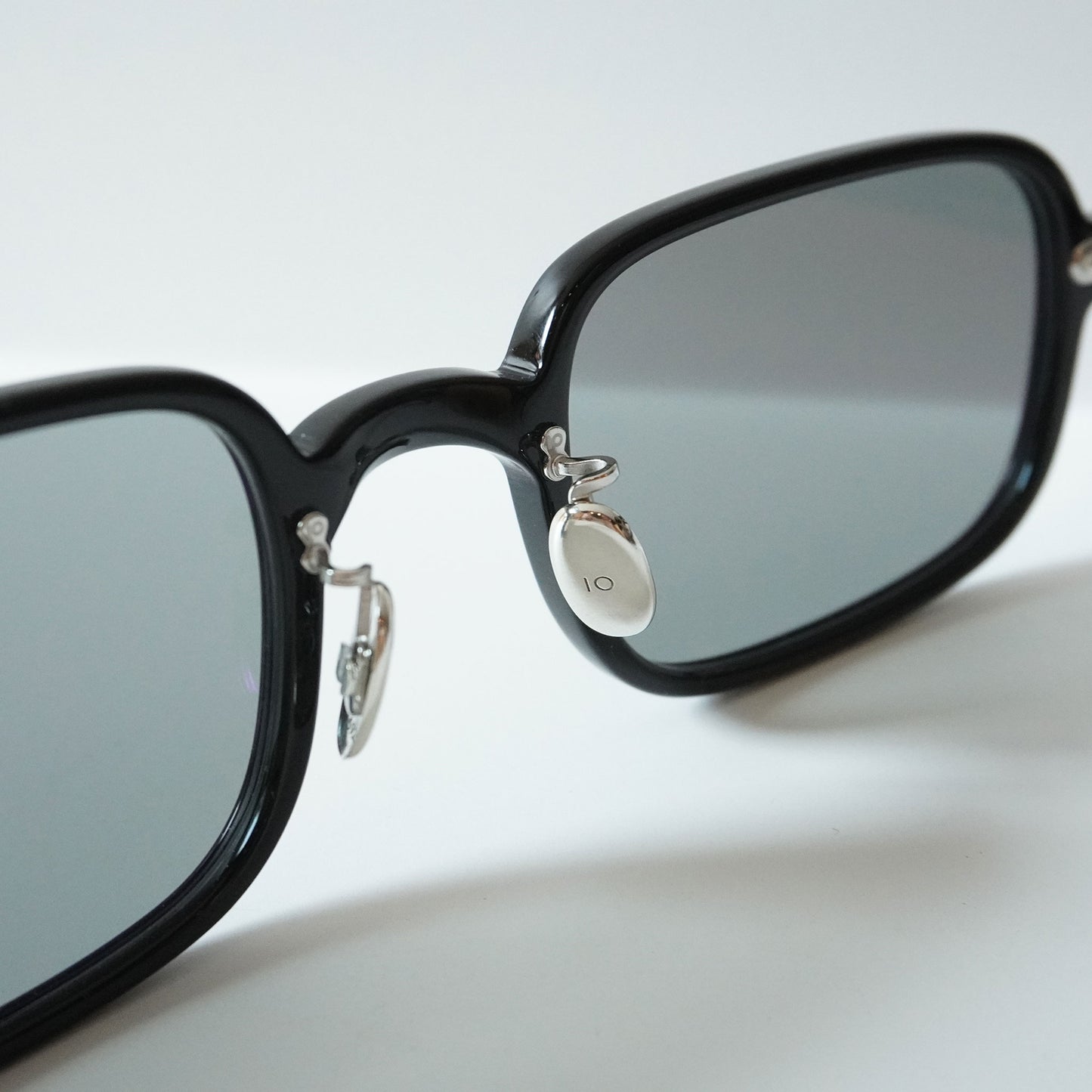 NO.8 Ⅲ (1002S - BLACK)