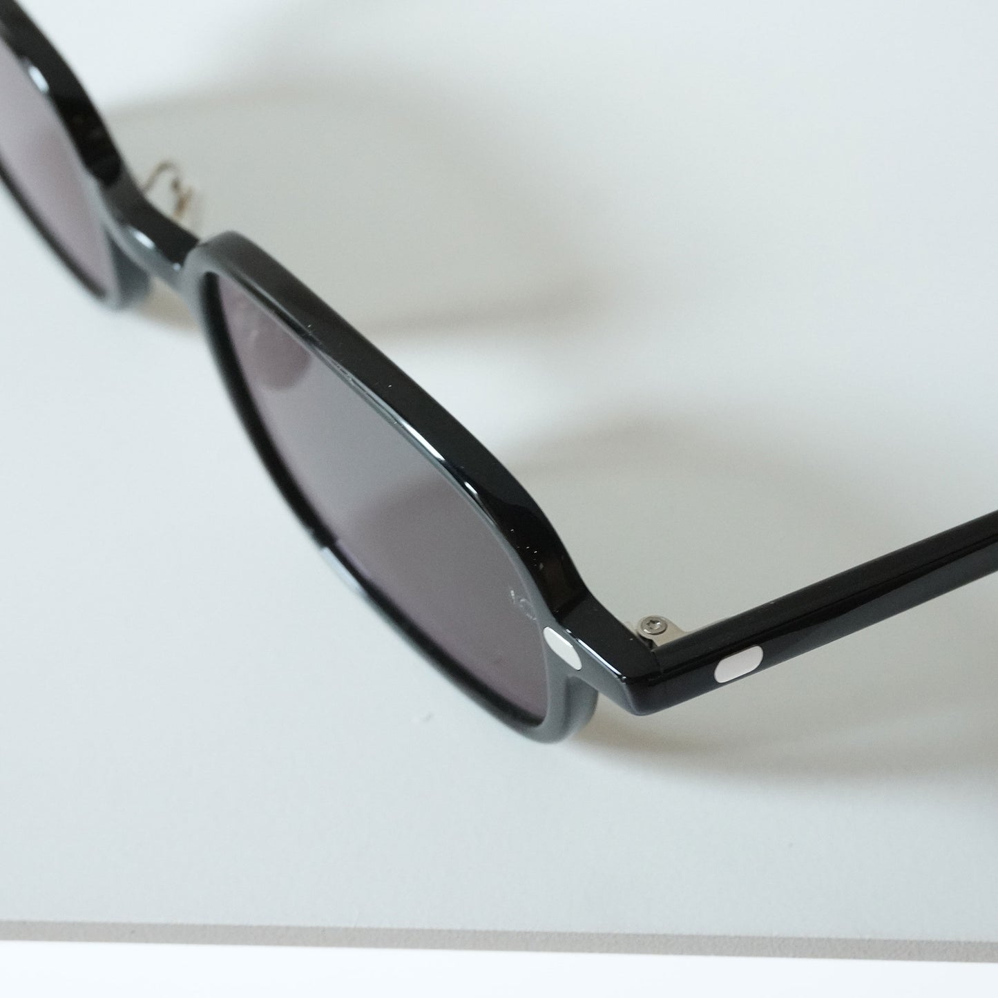 NO.8 Ⅲ (1002S - BLACK)
