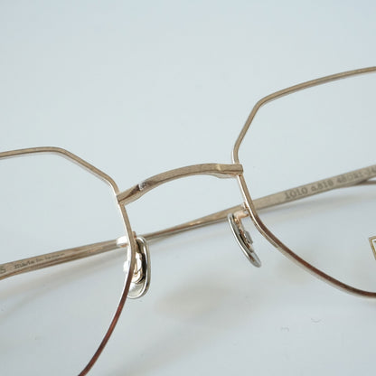 1010 48 (819 - VINTAGE SILVER)