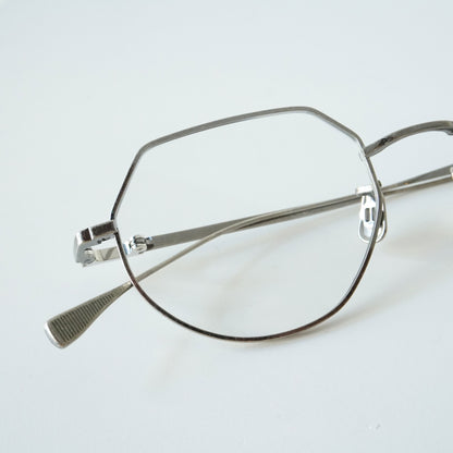1010 48 (820 - VINTAGE BLACK)