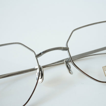 1010 48 (820 - VINTAGE BLACK)